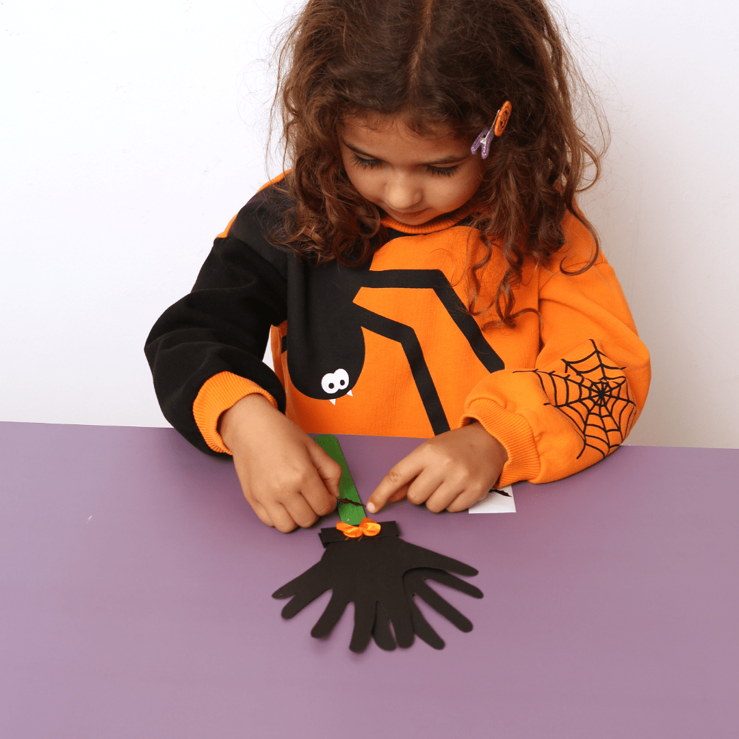 Halloween Activity Kit - Toby Tiger