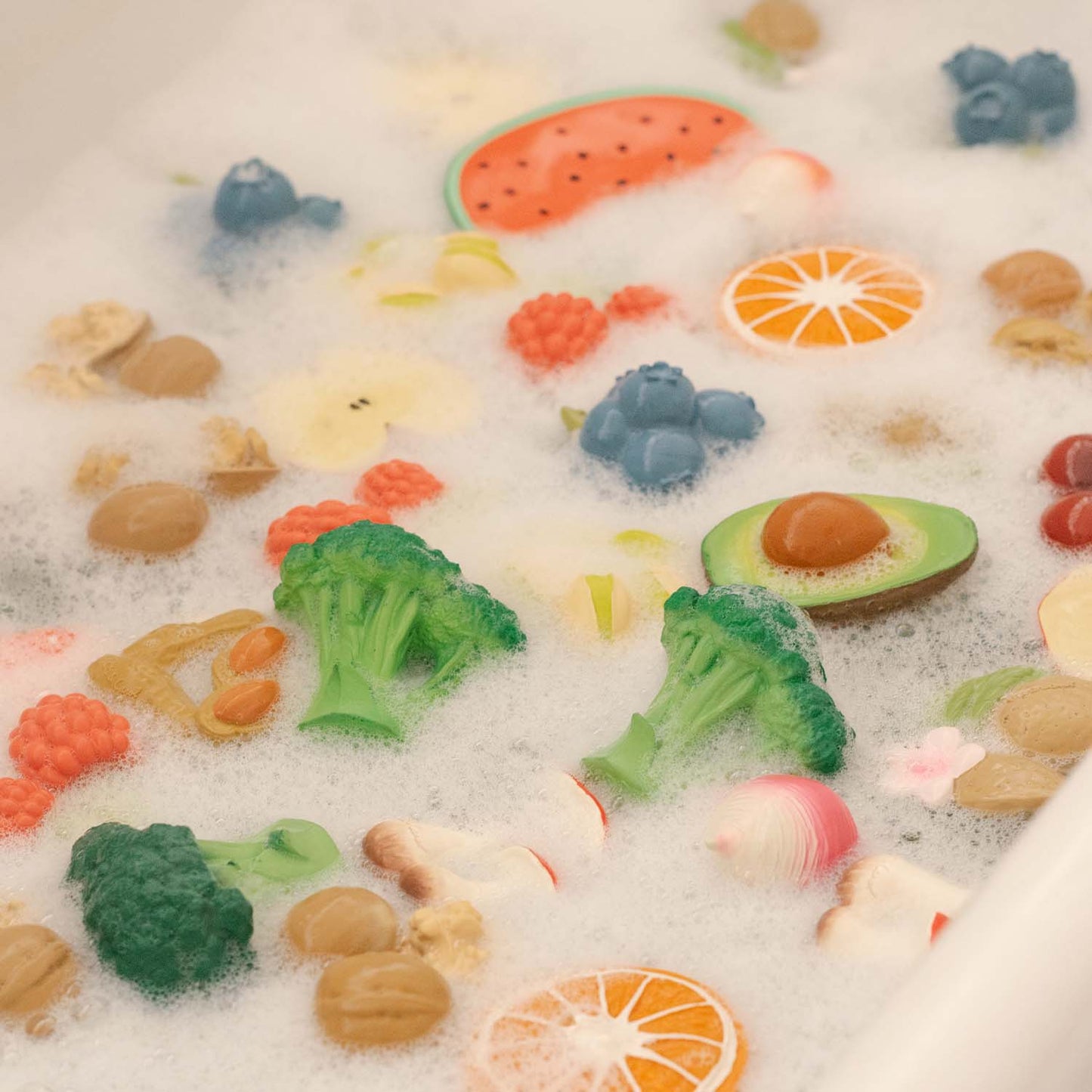 Oli & Carol Brucy the Broccoli Teether - Toby Tiger