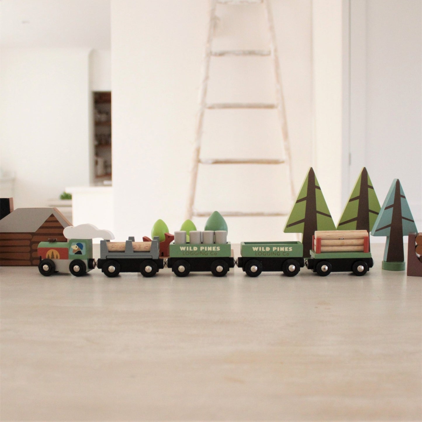 Wild Pines Train Set - Toby Tiger