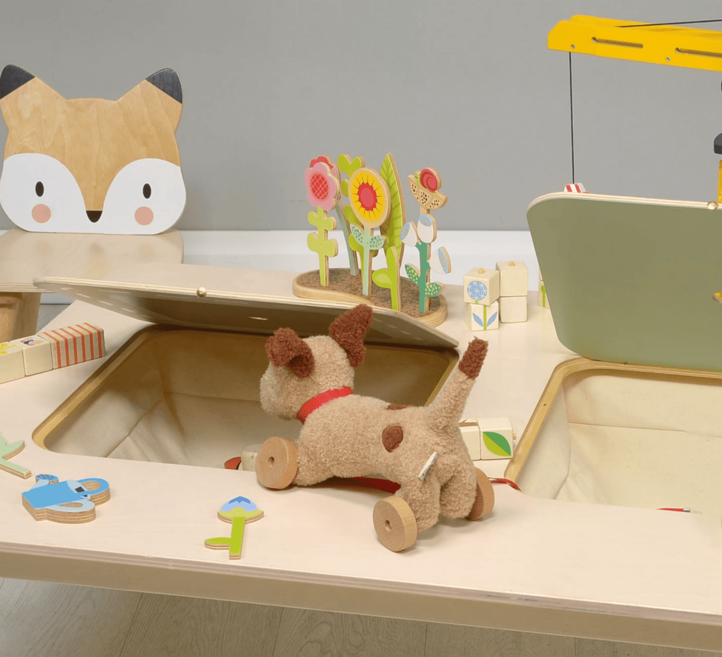 Play Table - Toby Tiger