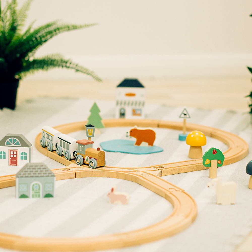 Fsc Train Set (Woodland Animal) - Toby Tiger UK Retail