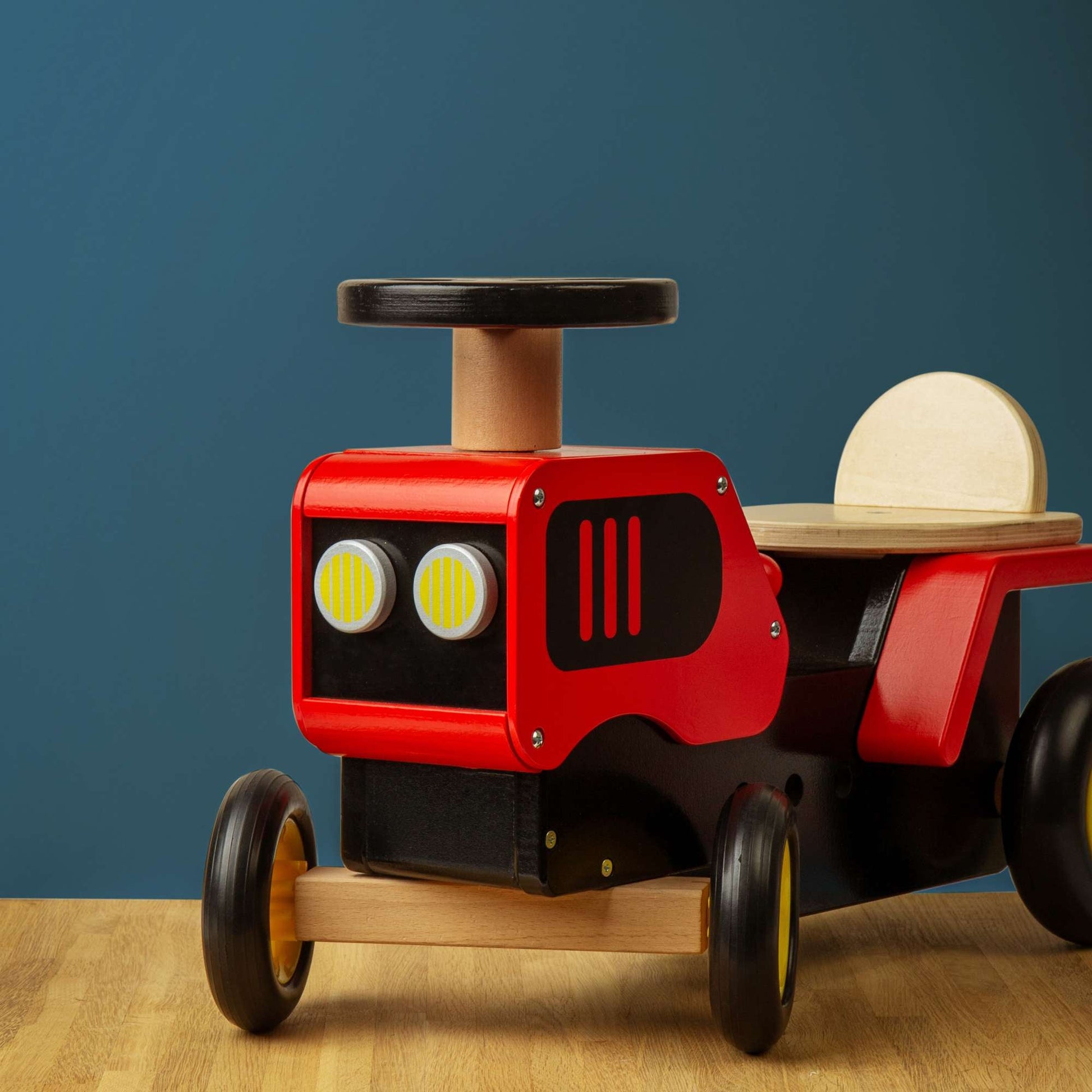 Ride on Tractor - Toby Tiger