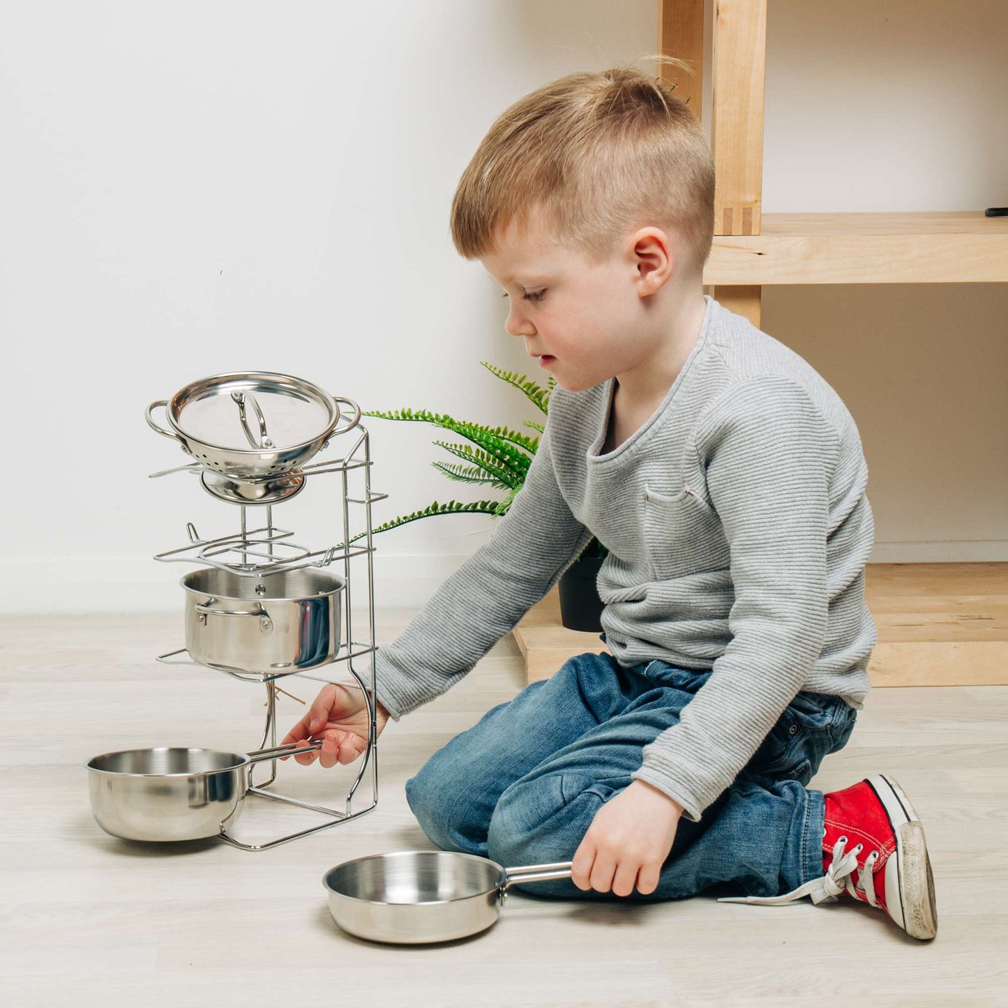 Cooking Pot Rack - Toby Tiger