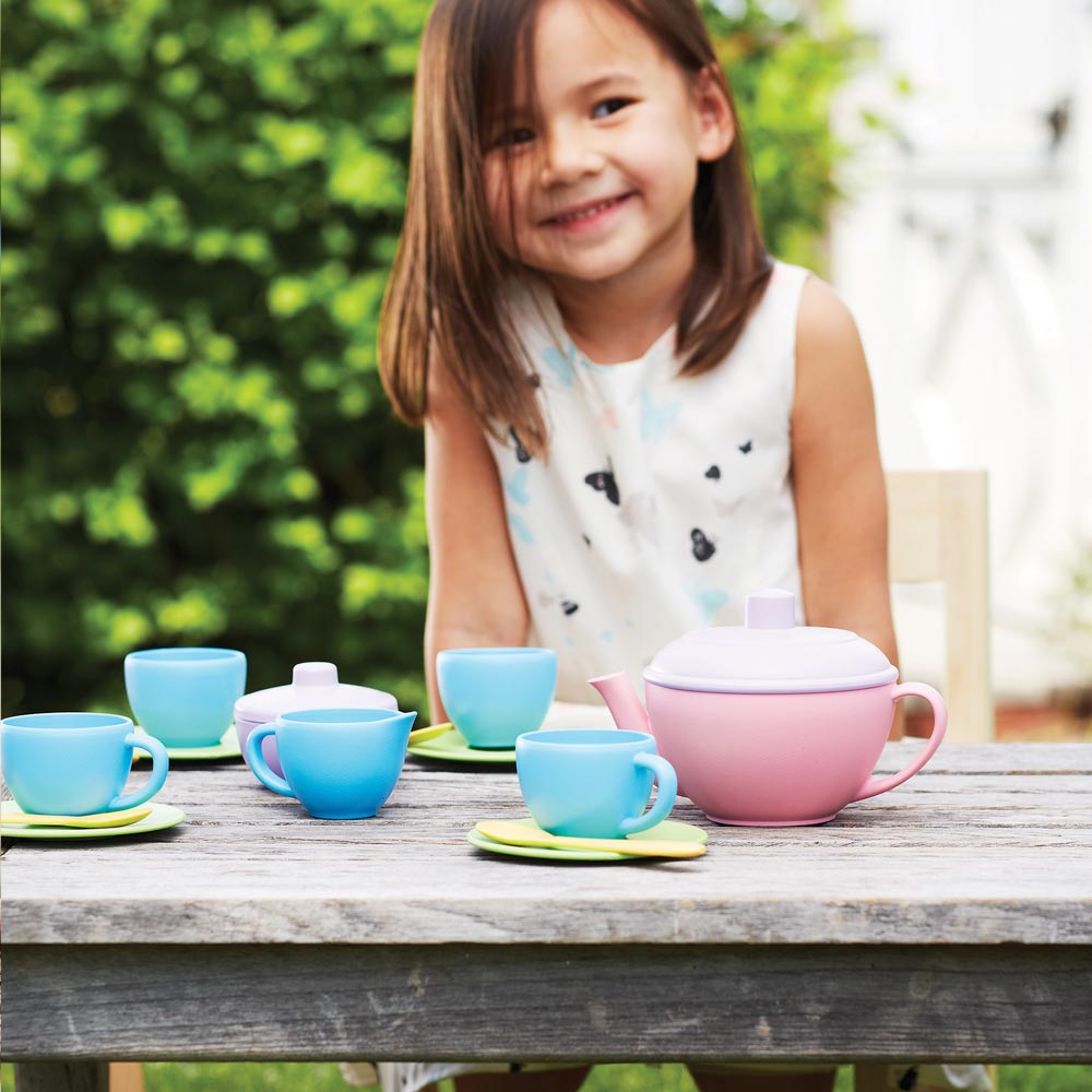 Tea Set With Pink Teapot