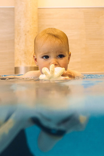 Oli & Carol x BIGSTUFFED Orlando the Octopus Bath Toy