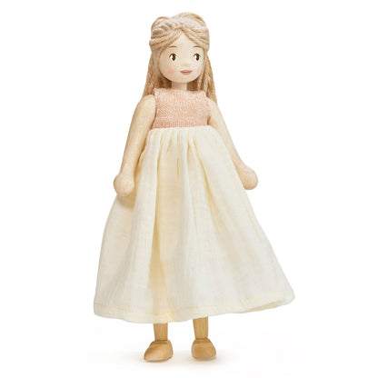 Poupée en bois Fearne