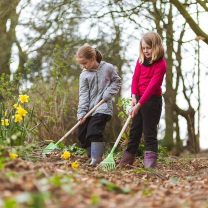 Long Handled Shovel - Toby Tiger