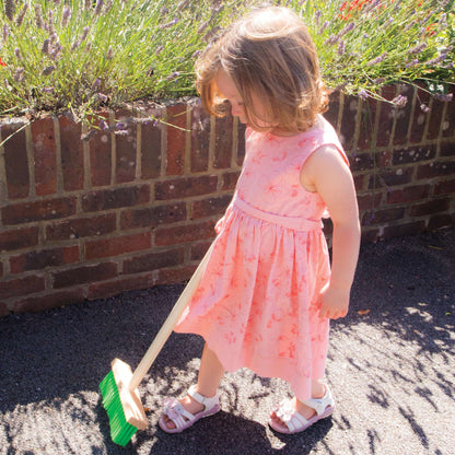 Long Handled Brush - Toby Tiger