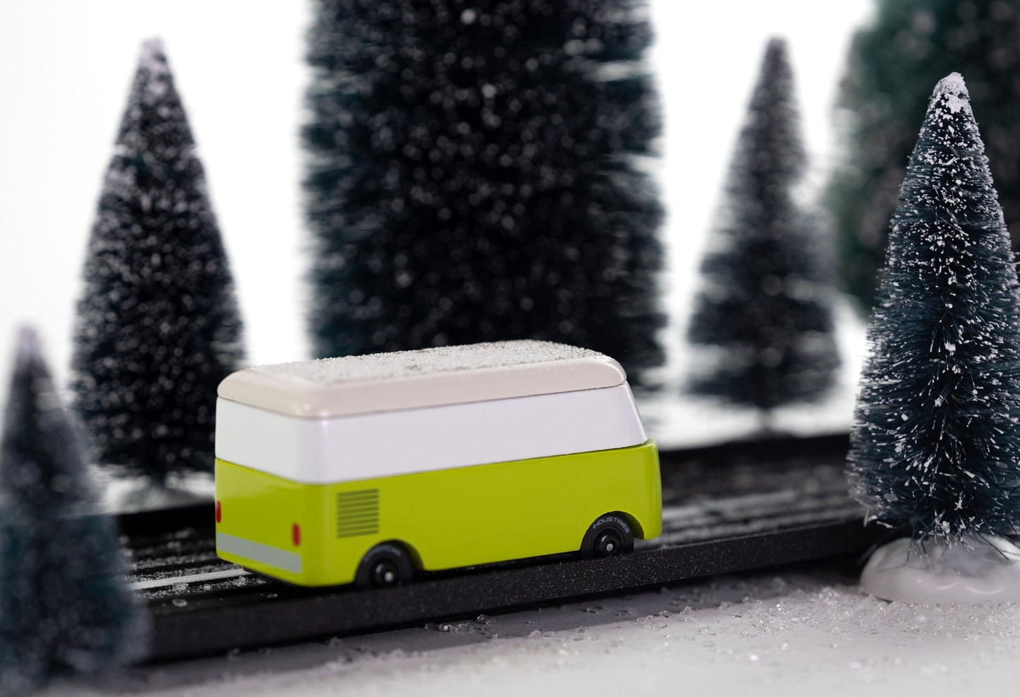 Candylab Candyvan VW T1 Green - Toby Tiger
