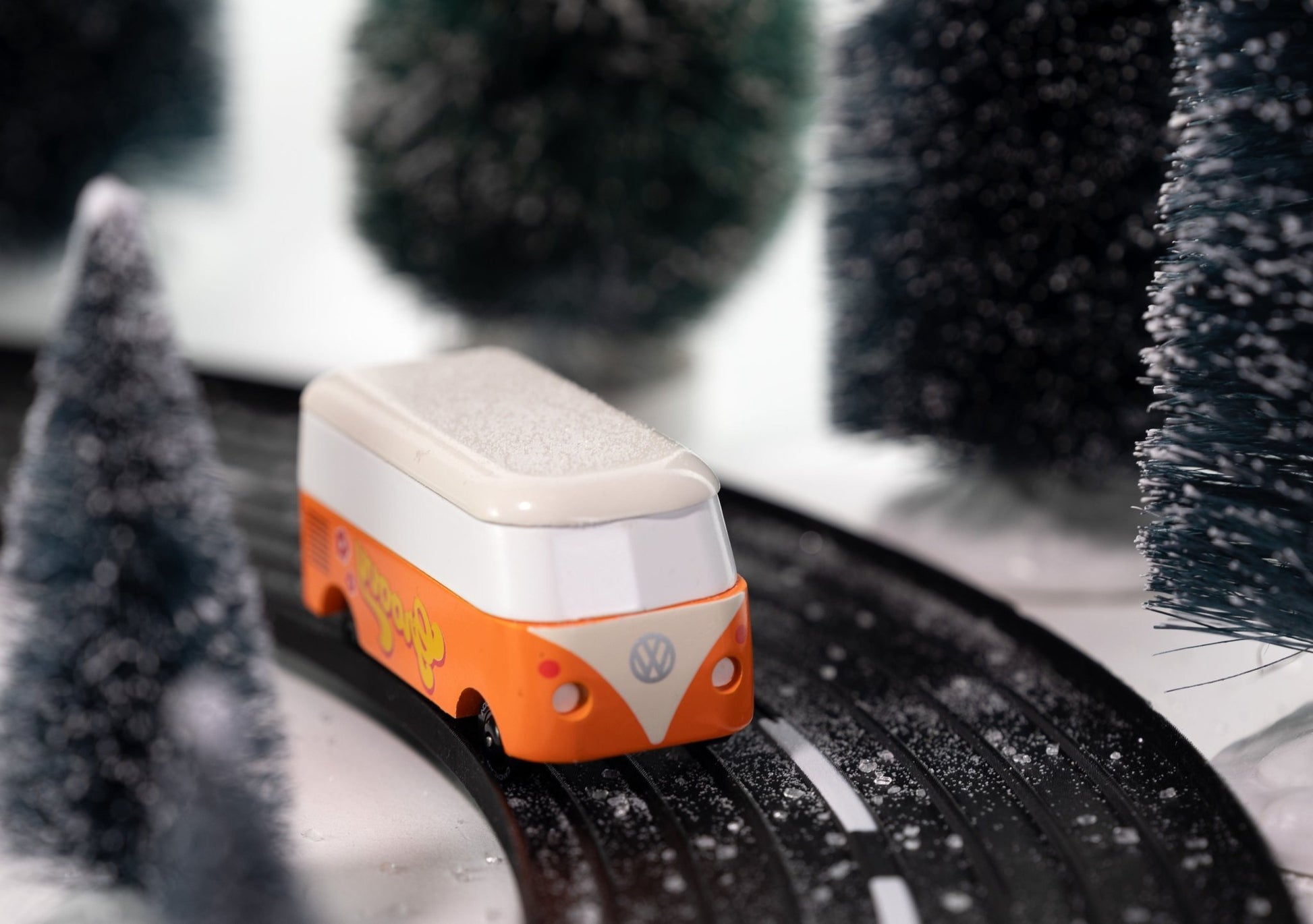 Candylab Candyvan VW T1 Groovy Orange - Toby Tiger