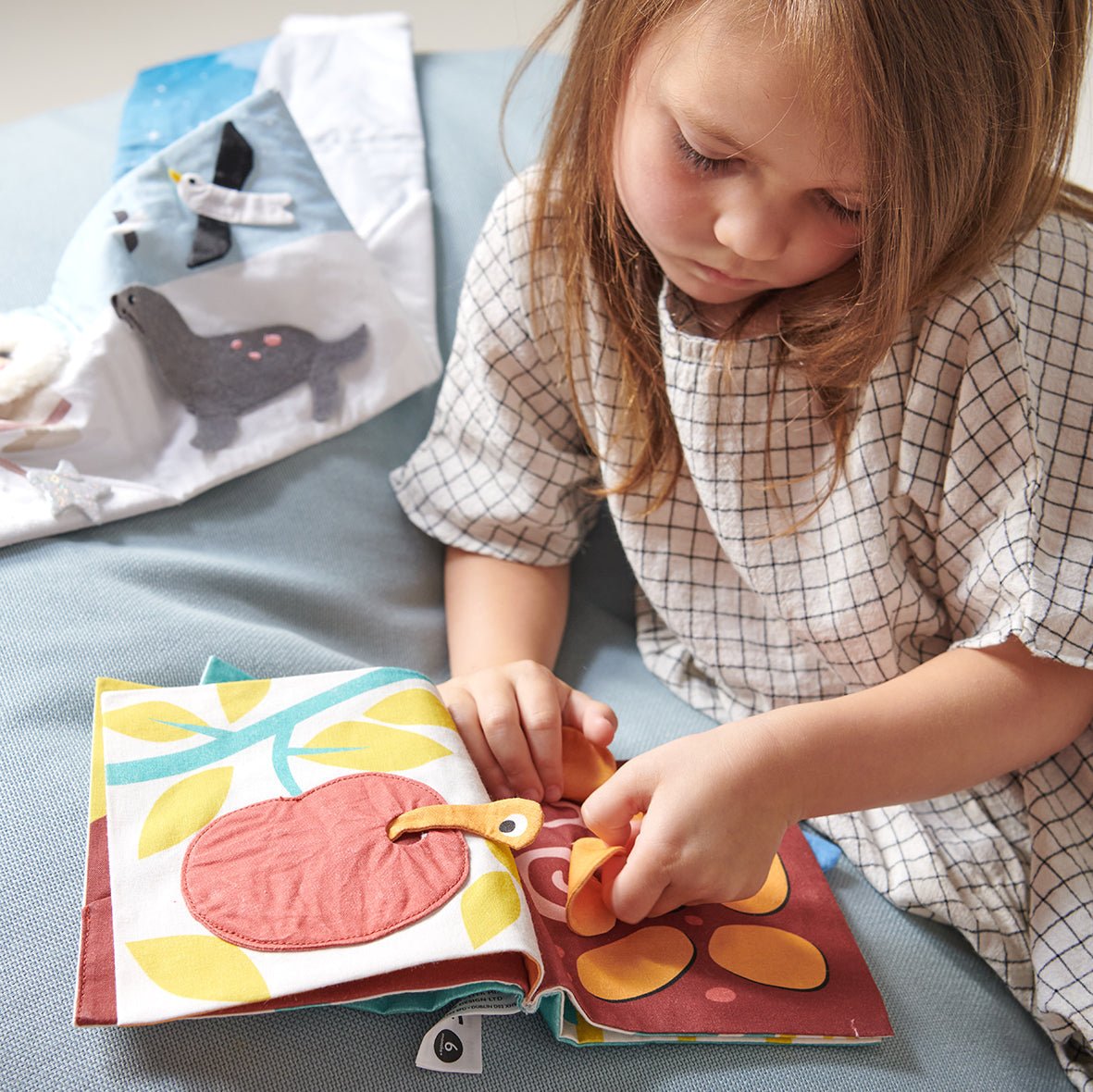Garden Stacker & Garden Activity Book Bundle - Toby Tiger