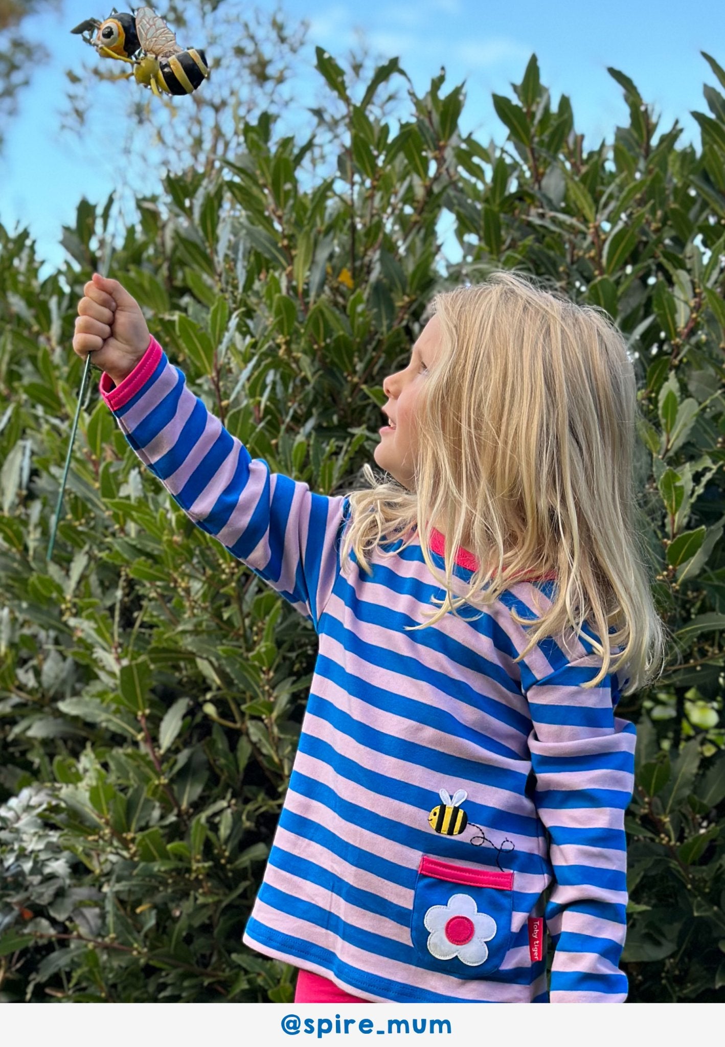 Organic Striped Daisy Applique Long - Sleeved T-Shirt - Toby Tiger