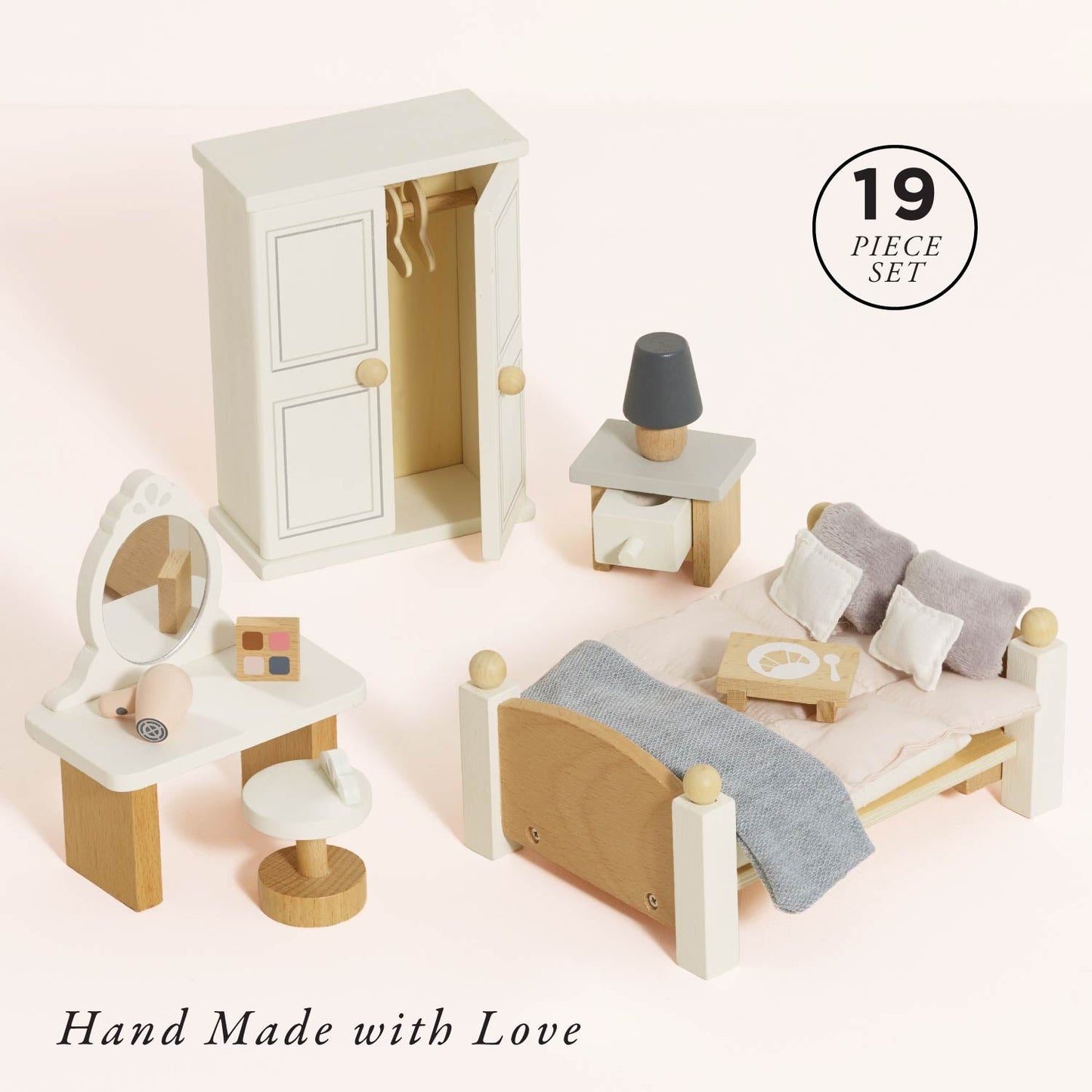 Wooden Dolls House Bedroom - Toby Tiger UK