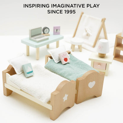 Wooden Dolls House Child's Bedroom Furniture - Toby Tiger UK