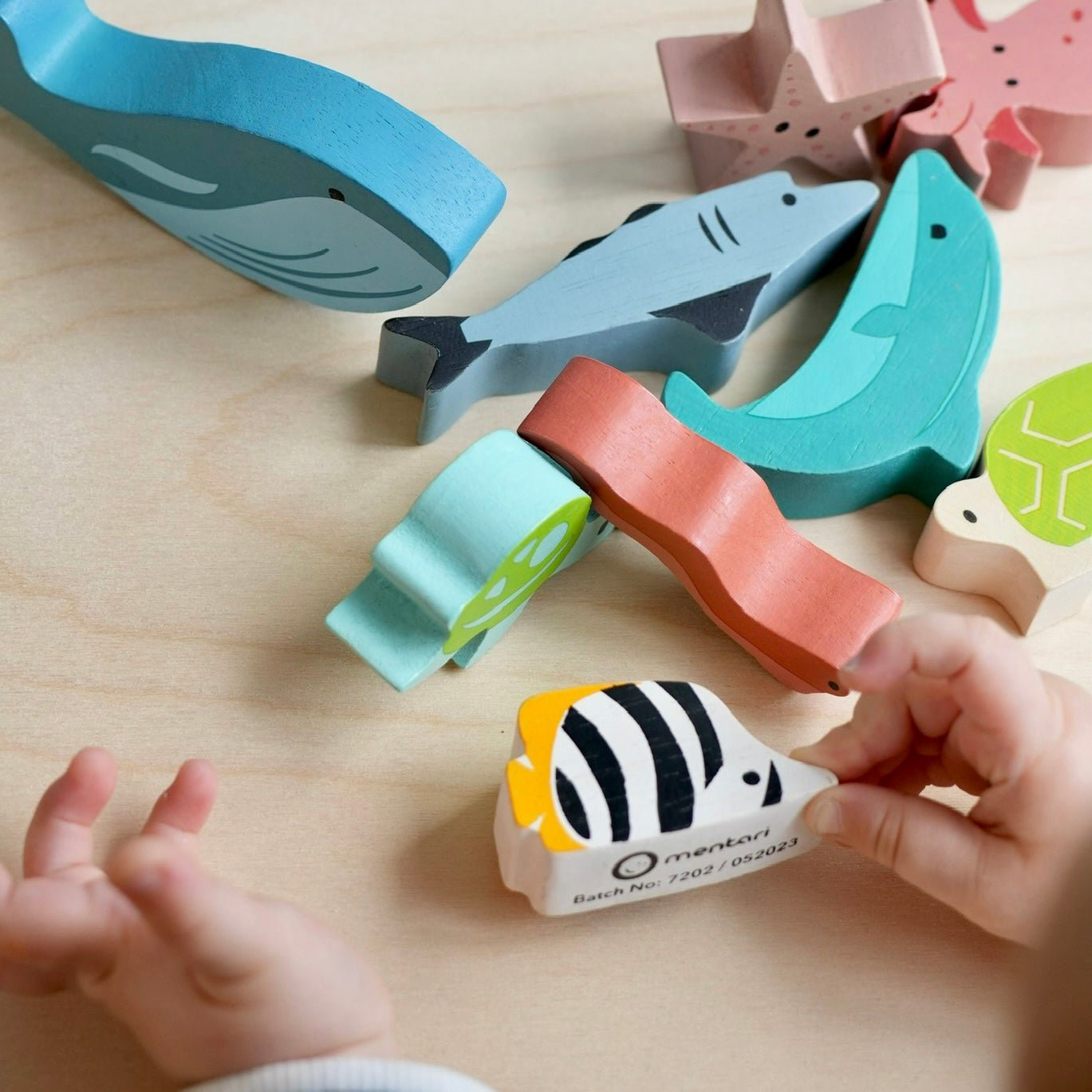 Happy Stacking Ocean - Toby Tiger