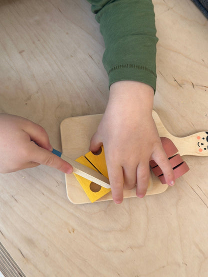 Smiley Charcuterie Chopping Board - Toby Tiger