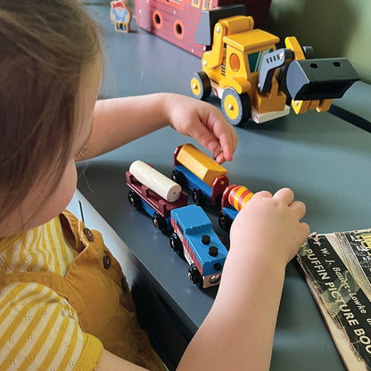 The Cargo Train - Toby Tiger