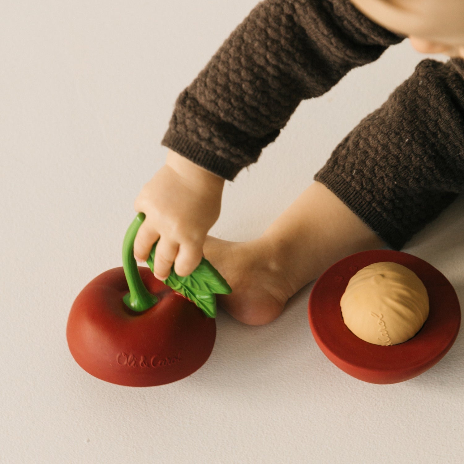 Oli&Carol Mery the Cherry Stacking and Ball Toy - Toby Tiger