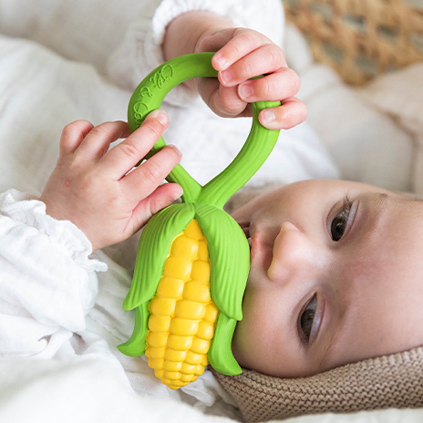 Oli & Carol Corn Rattle Toy - Toby Tiger