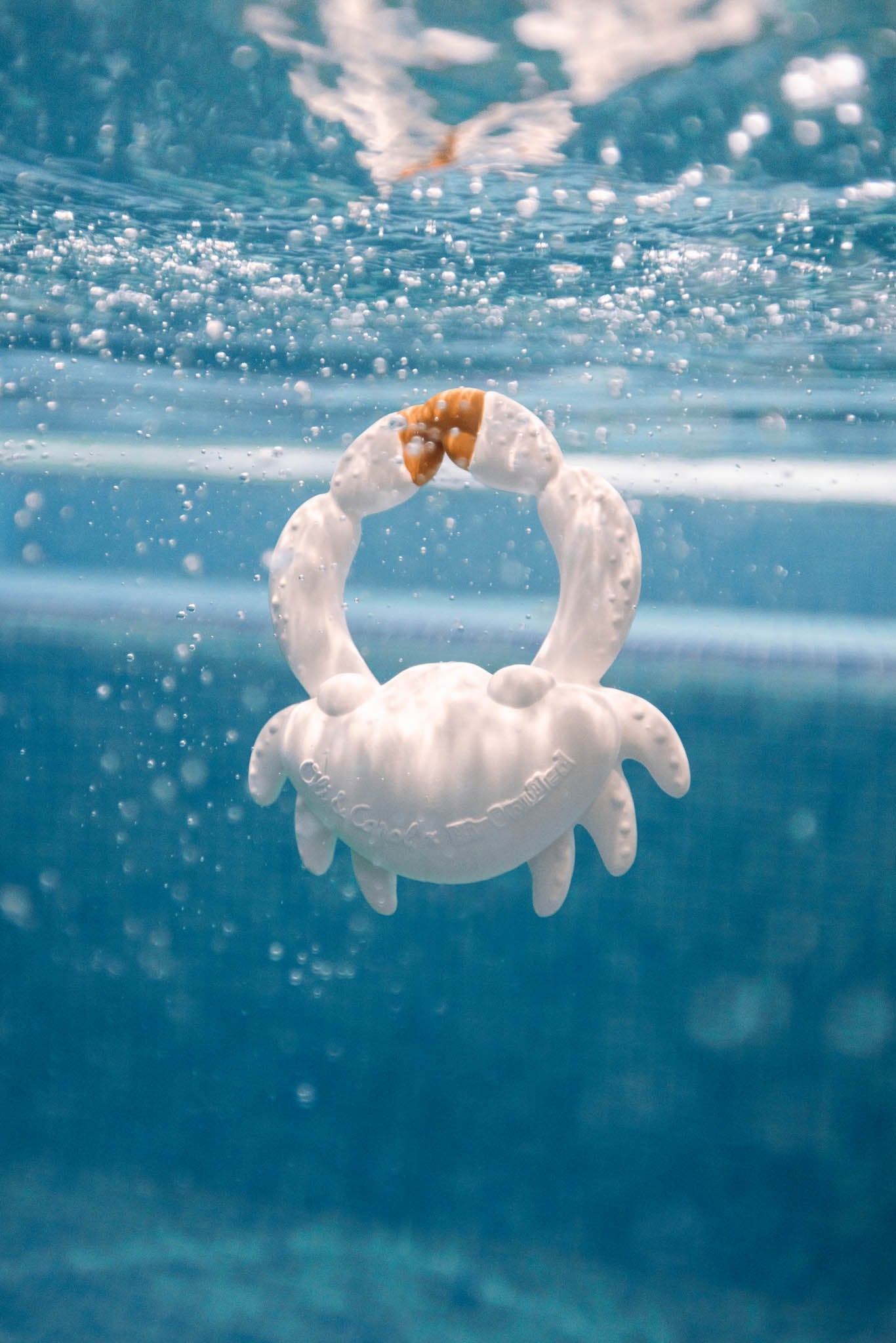 Oli & Carol x BIGSTUFFED Sharon the Crab Bath Toy - Toby Tiger