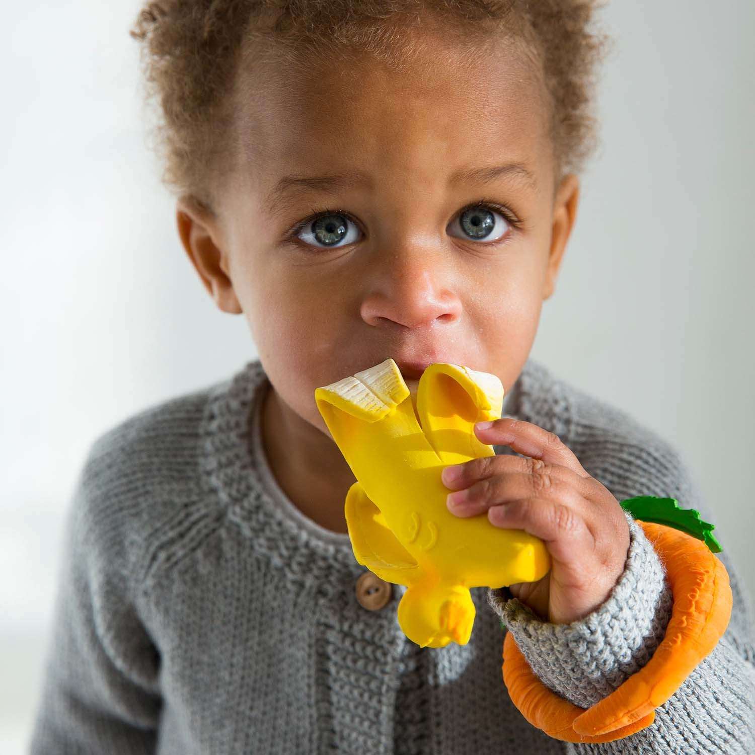 Oli & Carol Ana the Banana Baby Teether - Toby Tiger