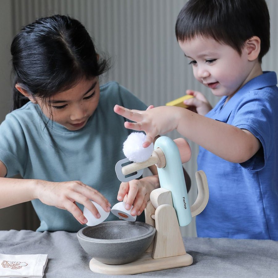PlanToys Cake Mixer Set - Toby Tiger