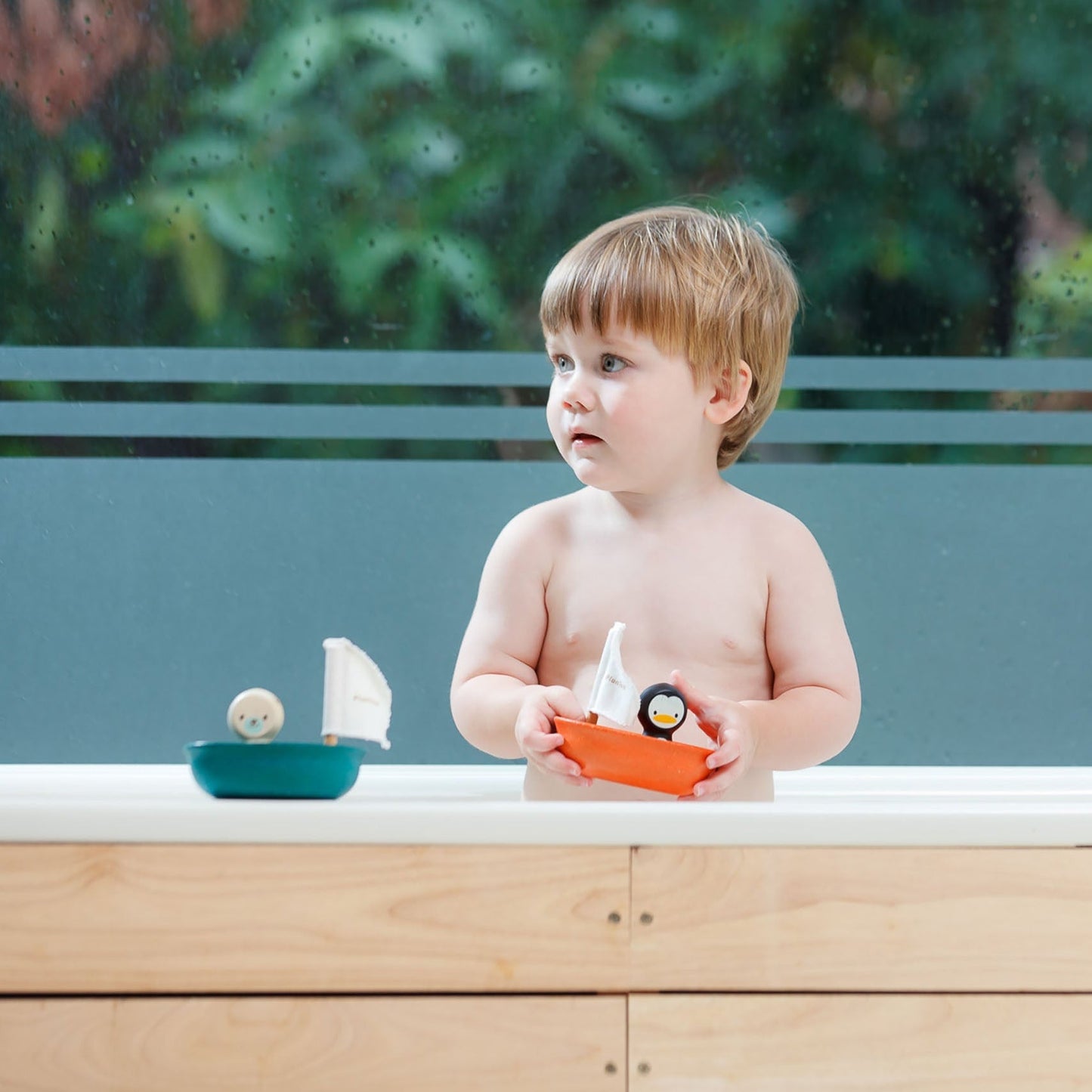 PlanToys Wooden Sailing Boat Penguin Bath Toy - Toby Tiger
