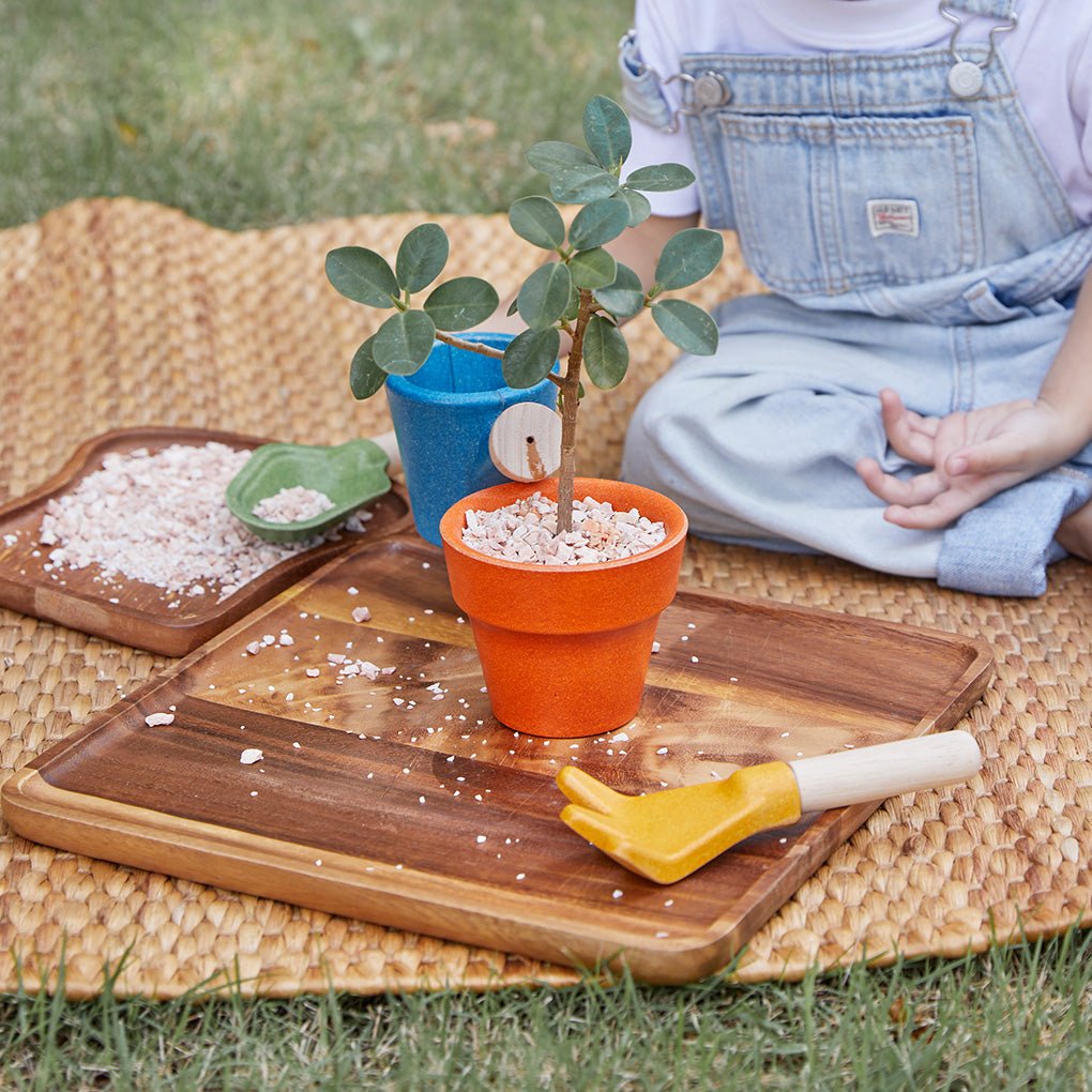 PlanToys Gardening Set - Toby Tiger