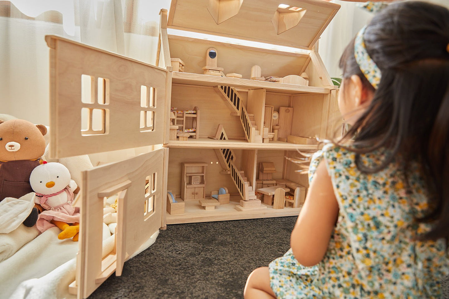PlanToys Living Room Classic Doll Furniture Set - Toby Tiger