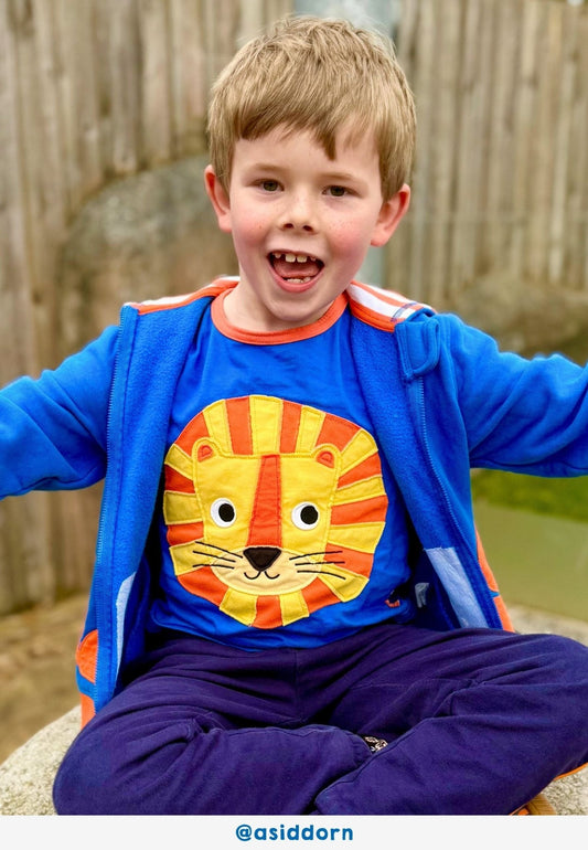 Organic Lion Head Applique Short - Sleeved T-Shirt - Toby Tiger