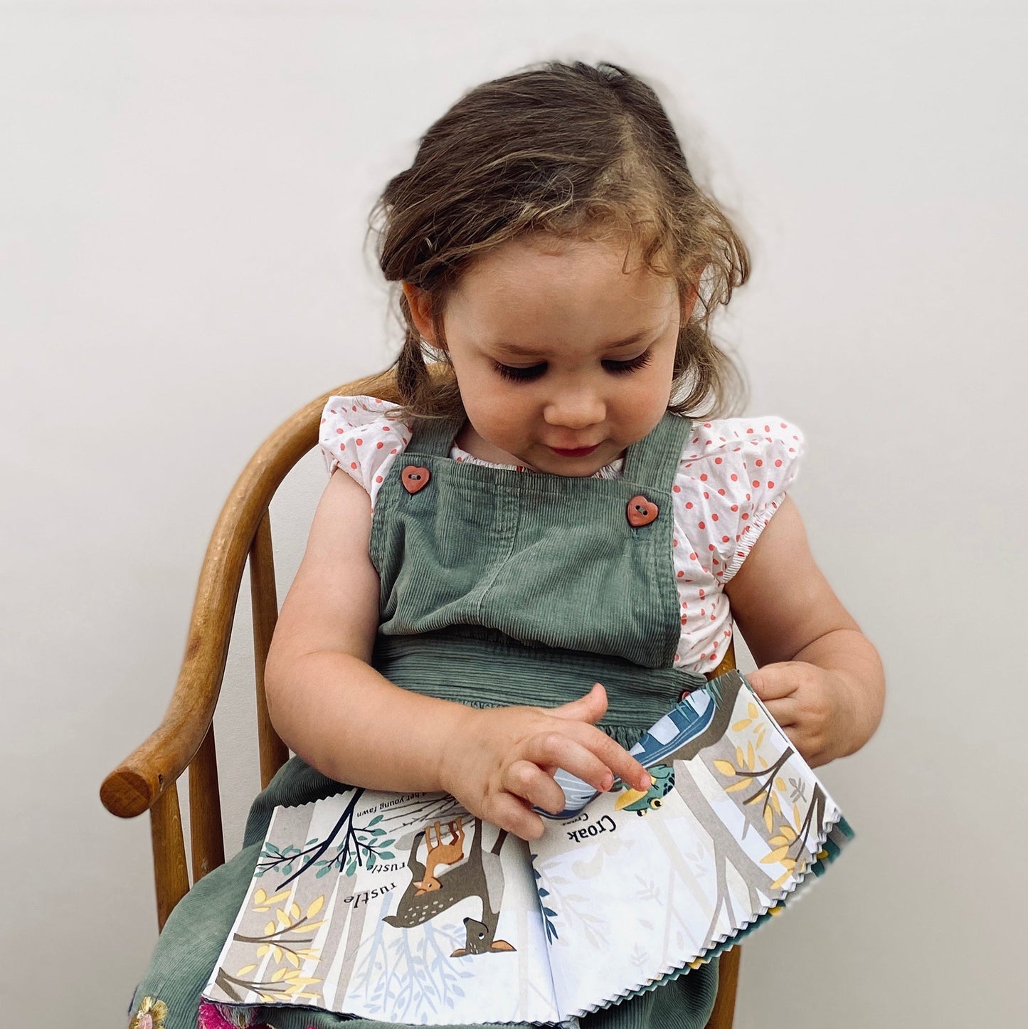 The Woodland Hush Rag Book - Toby Tiger