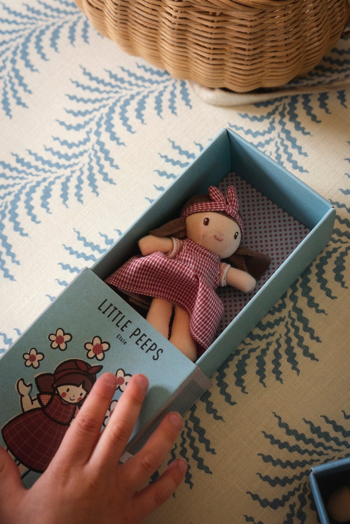 Little Peeps Elsie Doll - Toby Tiger UK