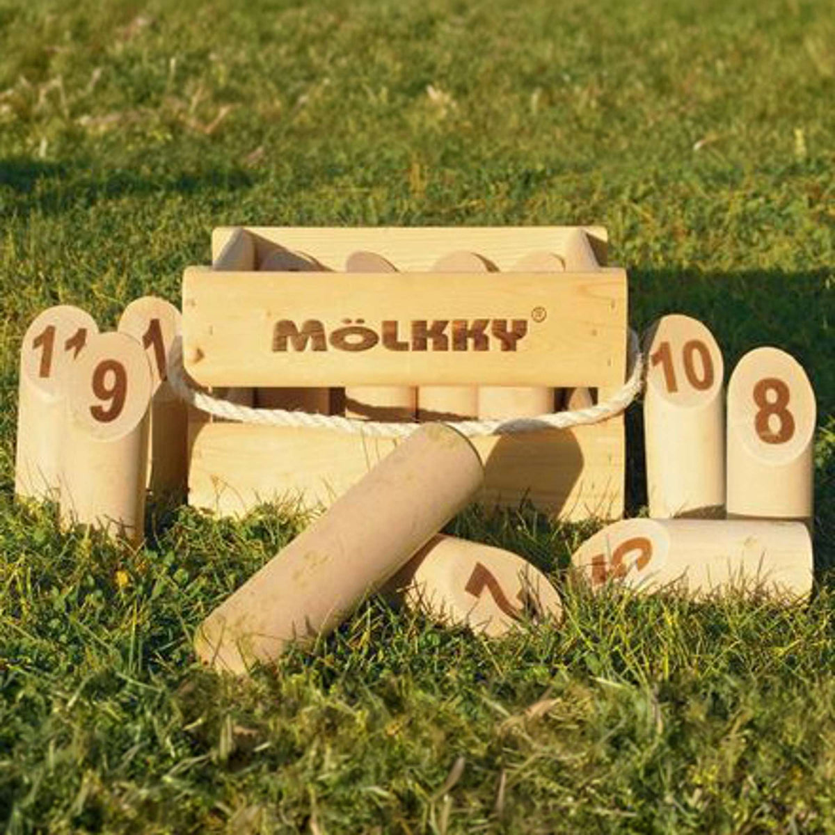 Mölkky Original Finnish Garden Game Set in Wooden Storage Crate - Toby Tiger UK