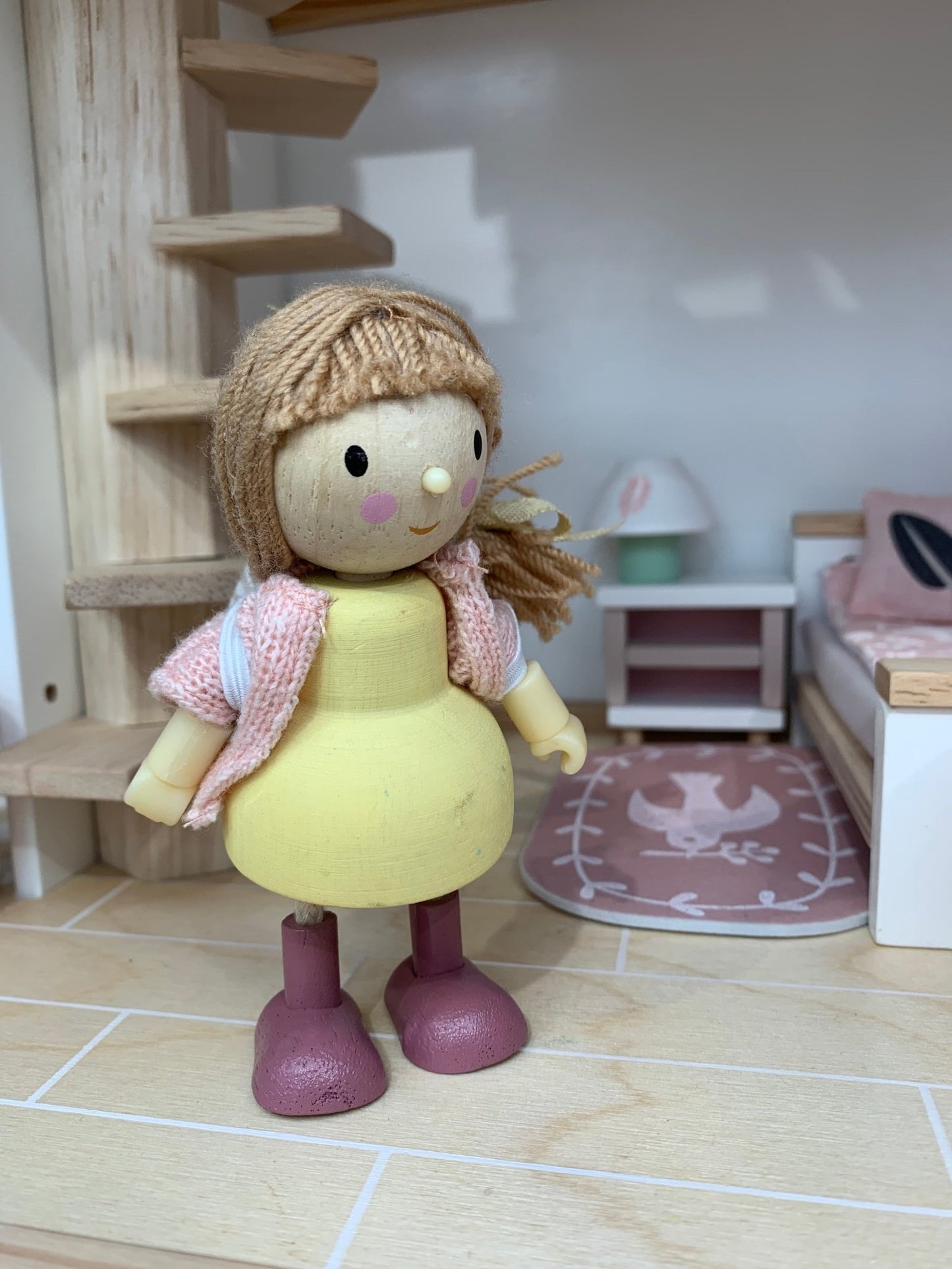 Amy And Her Rabbit - Toby Tiger