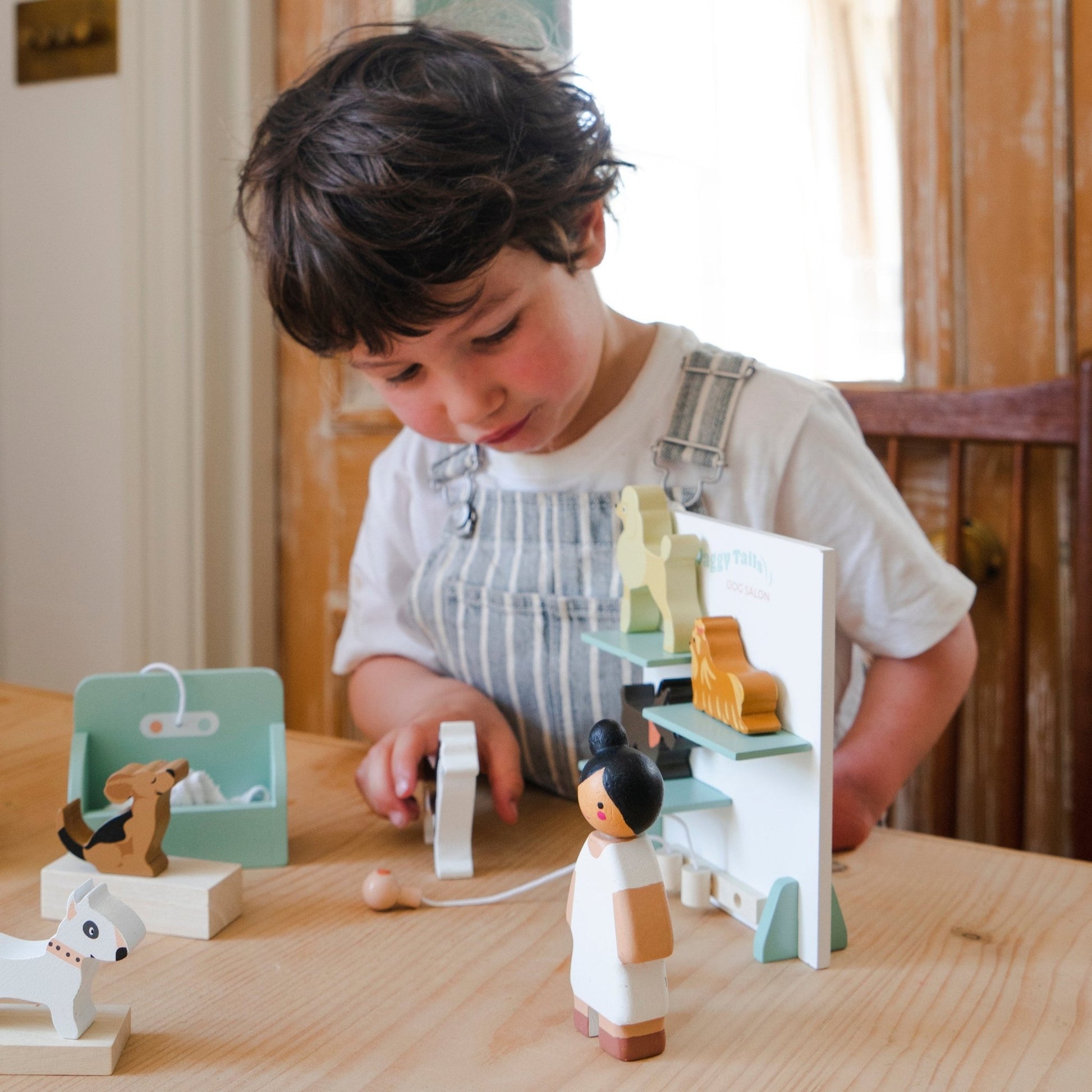 Waggy Tails Dog Salon - Toby Tiger