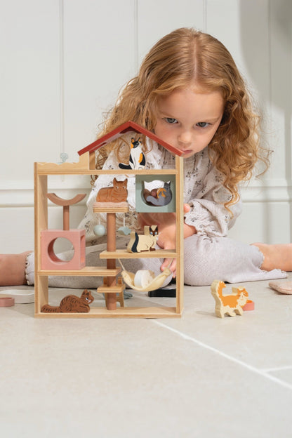 Purrrfect Cat Hotel - Toby Tiger