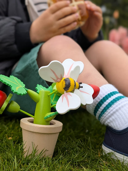 Strawberry Flower Pot - Toby Tiger UK