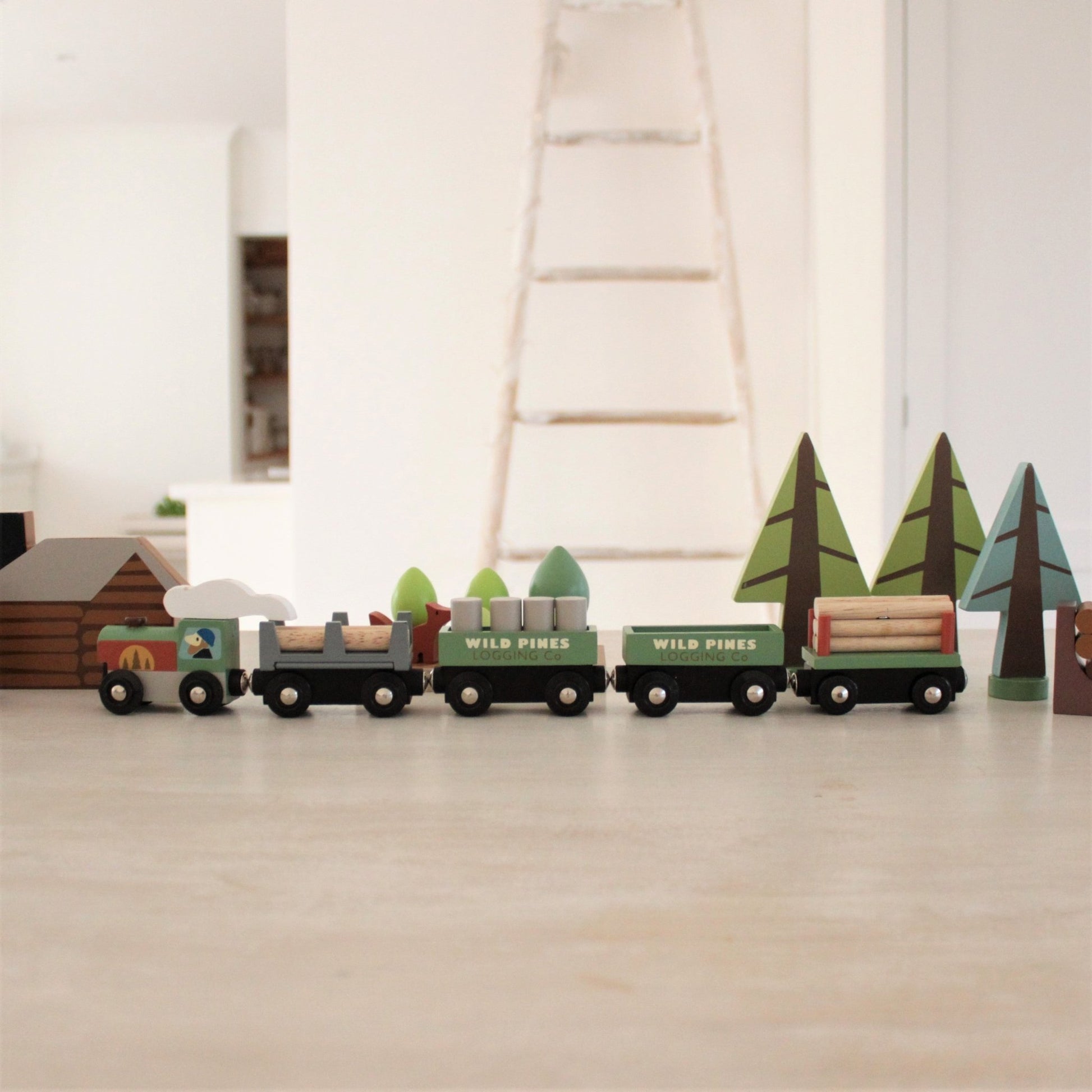 Wild Pines Train Set - Toby Tiger