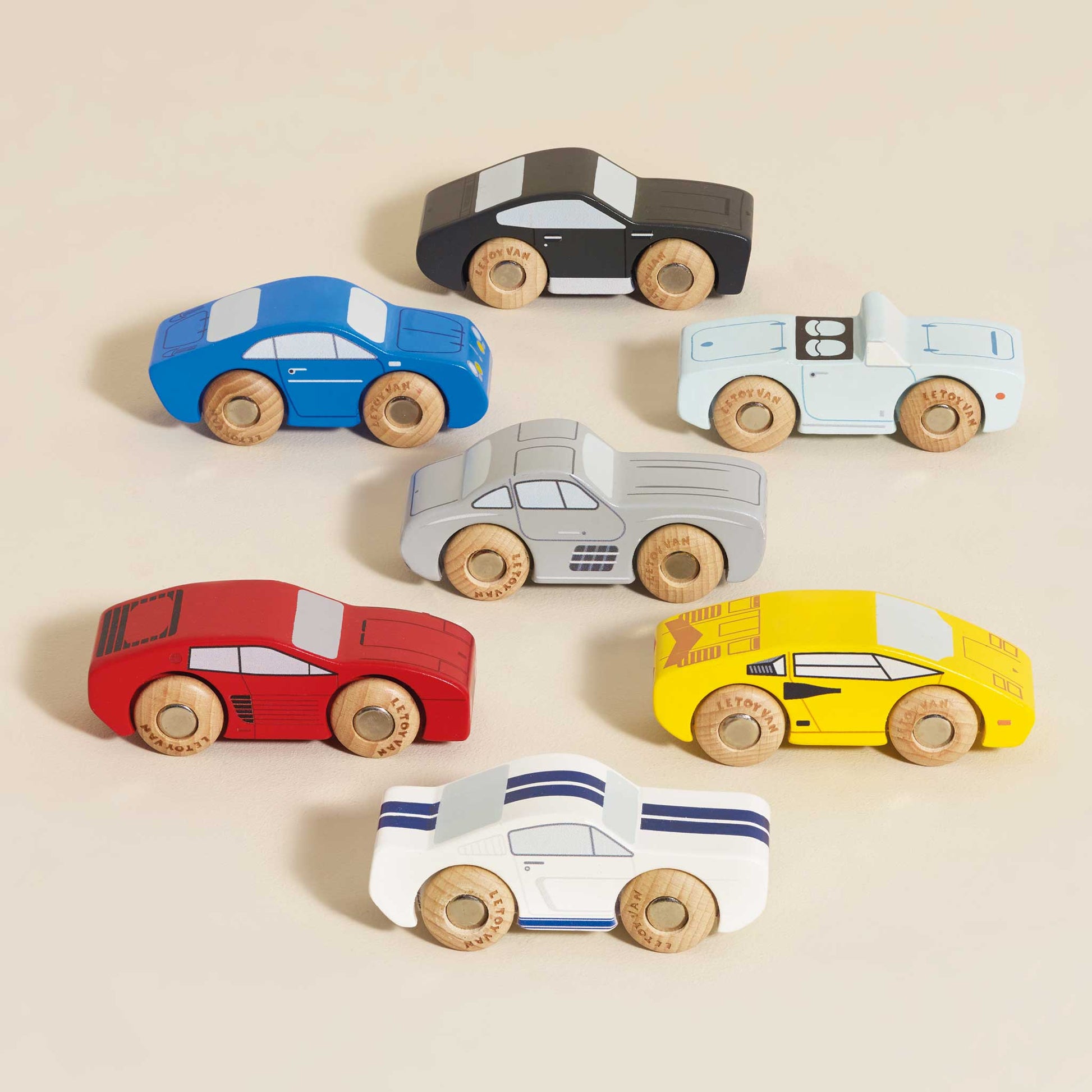 Classic Wooden Sports Car Gift Set - Toby Tiger UK