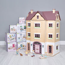 Load image into Gallery viewer, Fantail Hall Bundle - Toby Tiger
